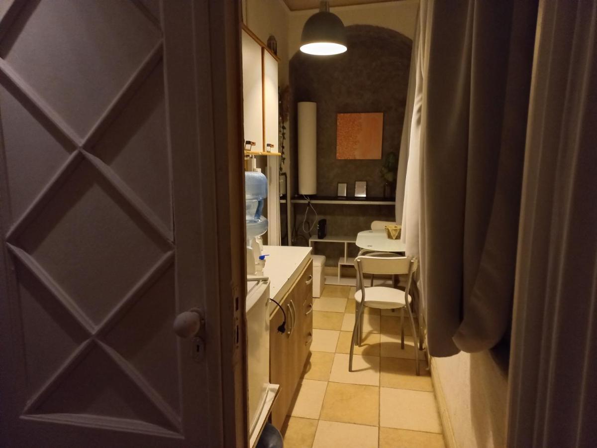 Mendoza 3 Dormitorios Con Balcones Y Alem Chic Monoambiente Y Mendoza Estudio Para 1 3 Apartamentos 외부 사진
