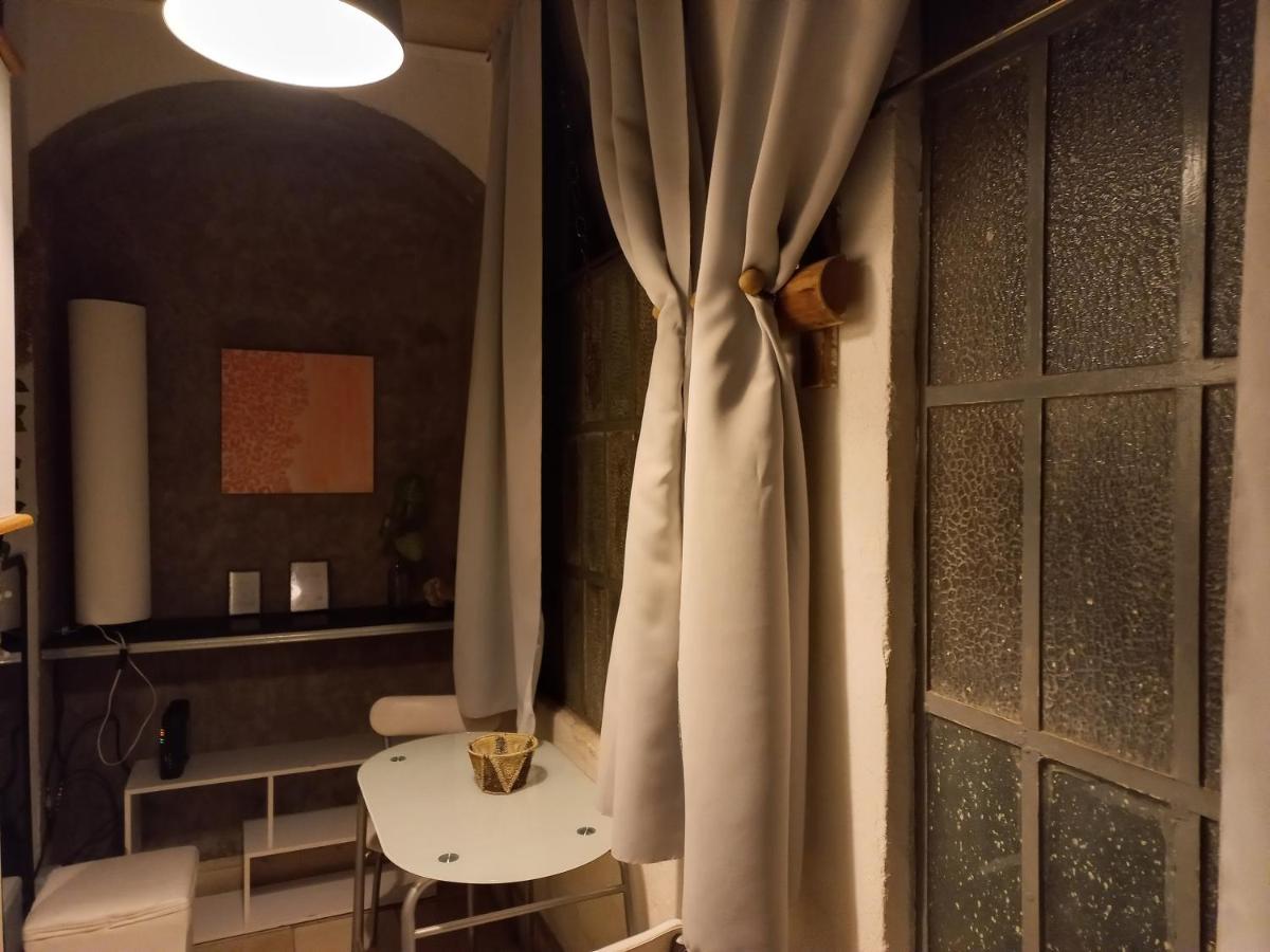 Mendoza 3 Dormitorios Con Balcones Y Alem Chic Monoambiente Y Mendoza Estudio Para 1 3 Apartamentos 외부 사진