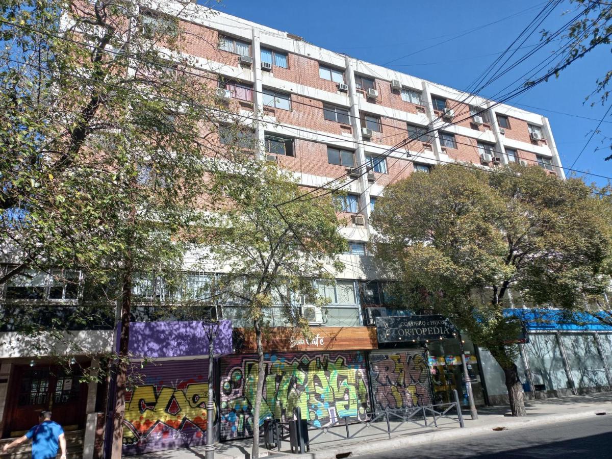 Mendoza 3 Dormitorios Con Balcones Y Alem Chic Monoambiente Y Mendoza Estudio Para 1 3 Apartamentos 외부 사진