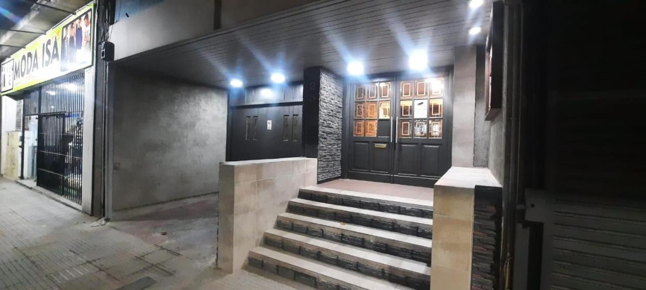 Mendoza 3 Dormitorios Con Balcones Y Alem Chic Monoambiente Y Mendoza Estudio Para 1 3 Apartamentos 외부 사진