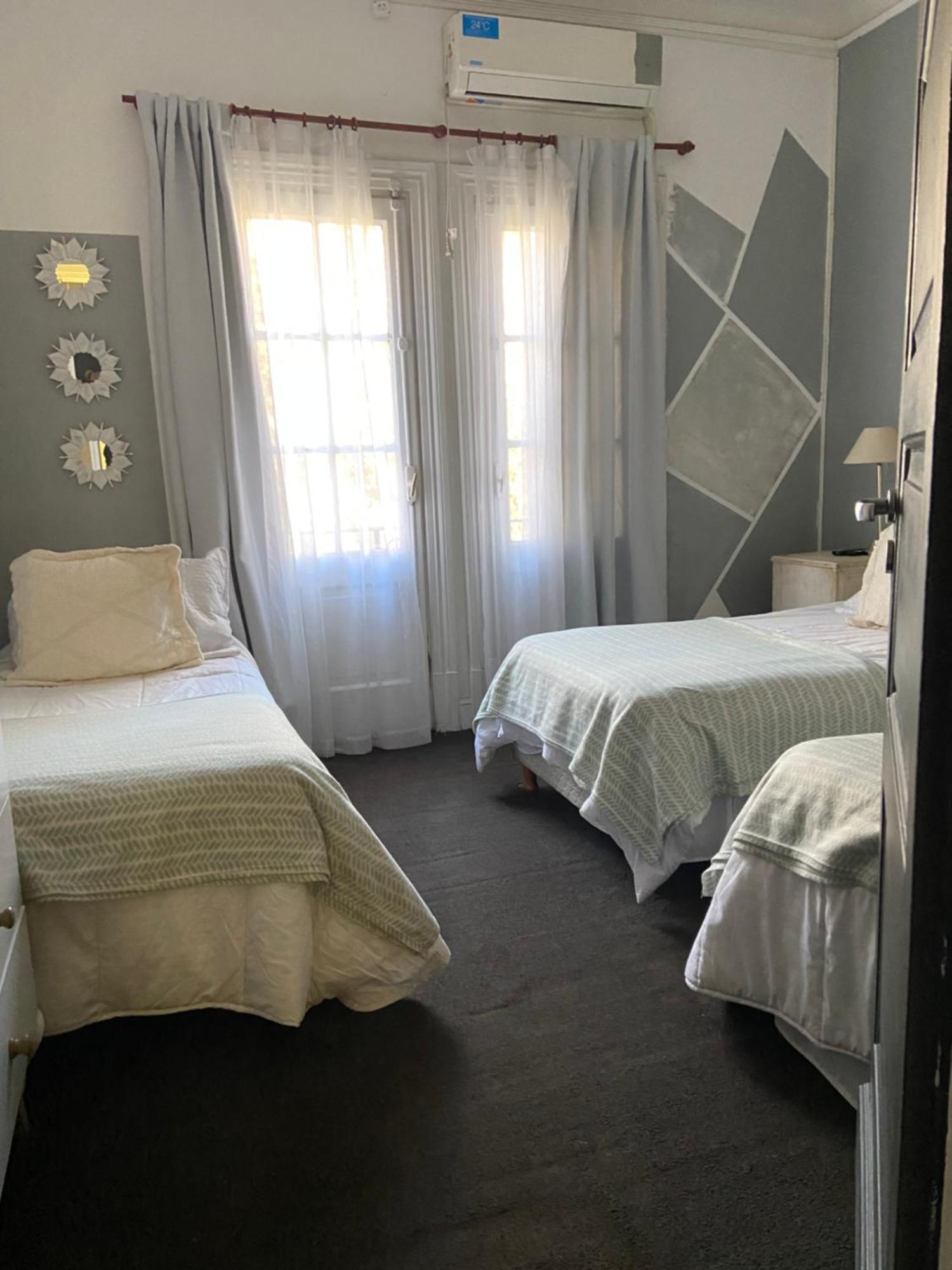 Mendoza 3 Dormitorios Con Balcones Y Alem Chic Monoambiente Y Mendoza Estudio Para 1 3 Apartamentos 외부 사진