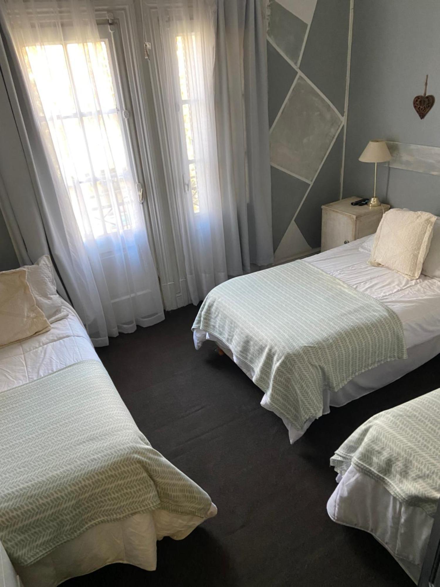 Mendoza 3 Dormitorios Con Balcones Y Alem Chic Monoambiente Y Mendoza Estudio Para 1 3 Apartamentos 외부 사진
